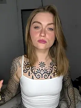 Goldi159 Show in webcam