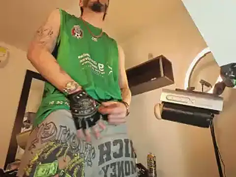 RyanMira 现场XXX聊天