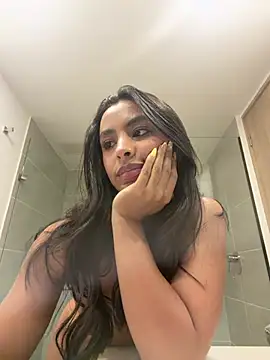 emma_brooks1's Live XXX Chat