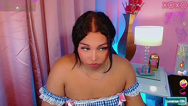 Maia_Hottsn Webbikameraesitys