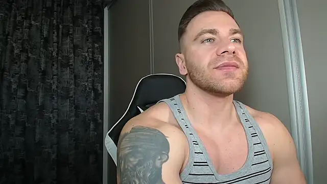 Thori92 Chat XXX live