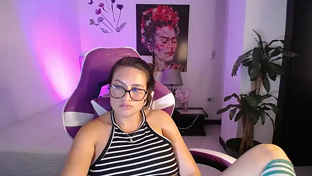 Chat XXX en directo de esmeraldaa230