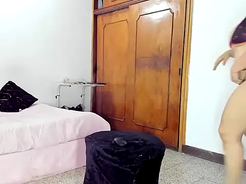 Genesisklart's Live XXX Chat