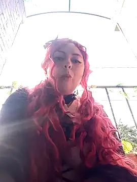 Chat XXX en directo de madelaine-