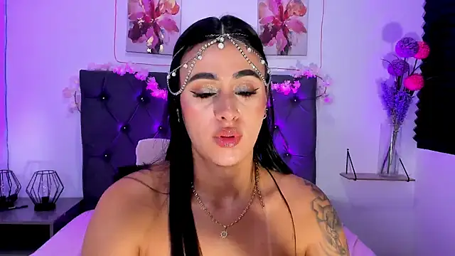 Chat XXX en directo de SagiraBelle