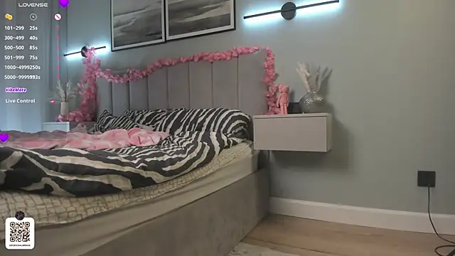 LubaStadt Adlı Modelin Canlı XXX Sohbeti