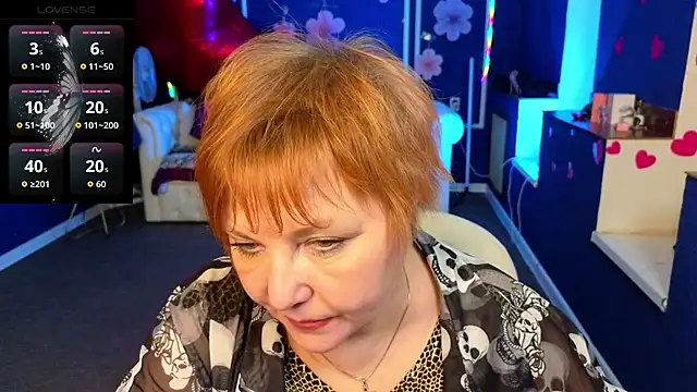 Kira_Kenett's Live XXX Chat