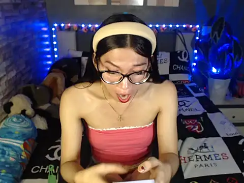 HotNathalie6900 webkamerás műsora