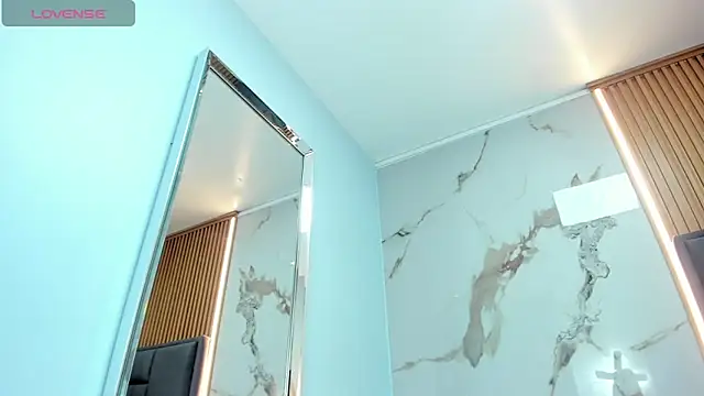 MELANIE_VEGA's Live XXX Chat