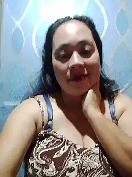 Živý XXX chat May_Bombs