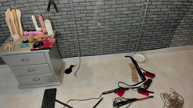 Živý XXX chat hillary_bigbutt