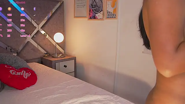 Naomi-Gray's Live XXX Chat