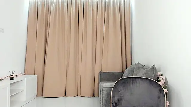 RoyceKintzel's Live XXX Chat