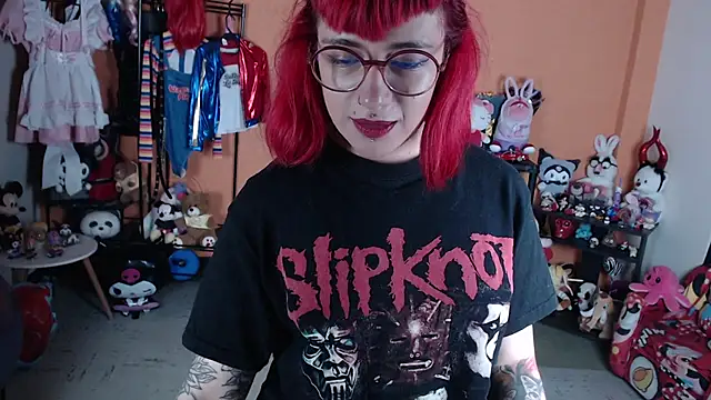 Chatroom XXX en direct de MissMiia2