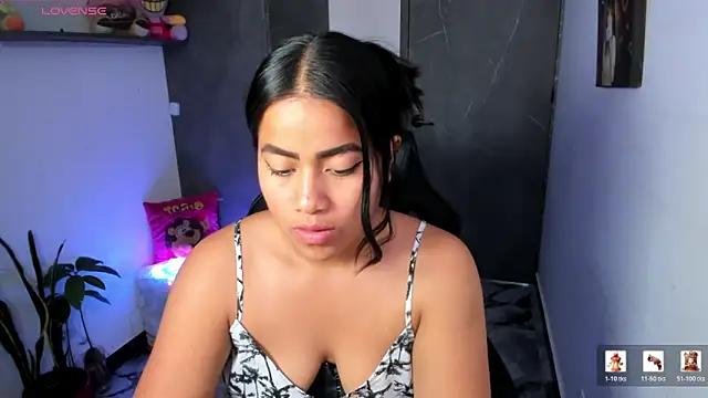 vickylatina_ Chat XXX in diretta