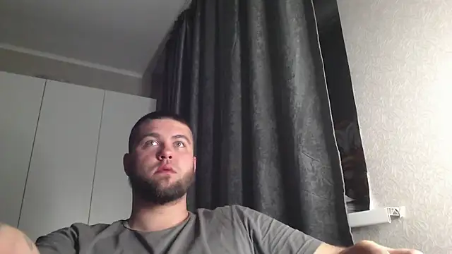 Ar4eewal Adlı Modelin Canlı XXX Sohbeti