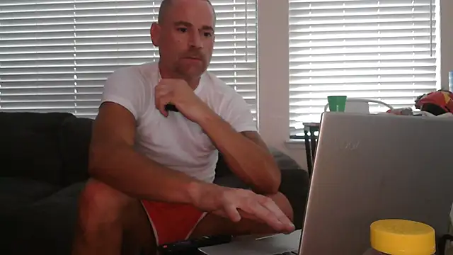 Czat XXX na żywo – MISTERANDDEMI