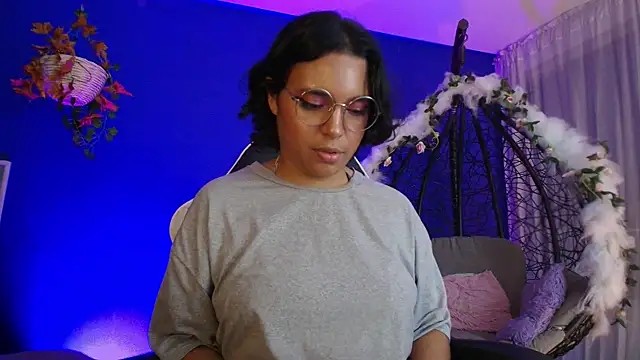 Chat XXX en directo de Emmapark_