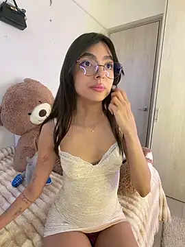 ZaraLuuv: απευθείας συνομιλία ΧΧΧ