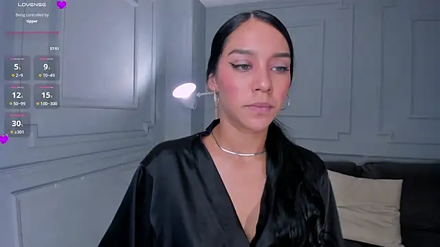 AmaliaCrusのライブXXXチャット