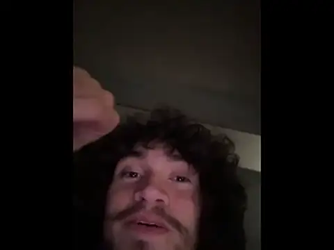 Teddy4420: διαδικτυακό σόου στην κάμερα