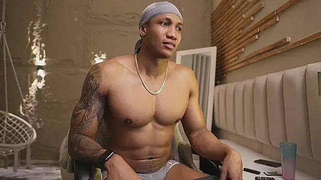 Chat +18 de Logan_Varela ao vivo