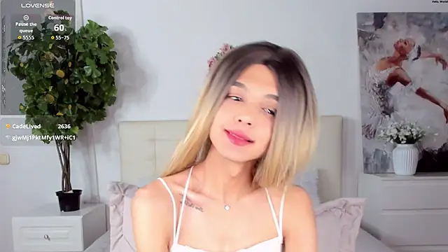 MadonnaRossi: διαδικτυακό σόου στην κάμερα