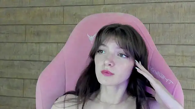 SophiaProve's Live XXX Chat