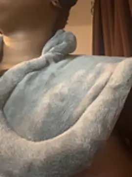 nickytheehawtie's Live XXX Chat