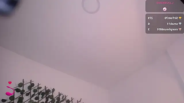 แชท XXX สดของ Samantha_Matius