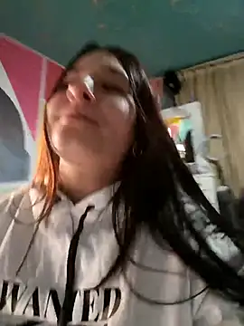 Mysticdooll69 Adlı Modelin Canlı XXX Sohbeti