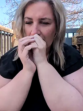 Canadian_BBW: διαδικτυακό σόου στην κάμερα