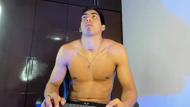 Chat XXX Live Milo_LatinBoy