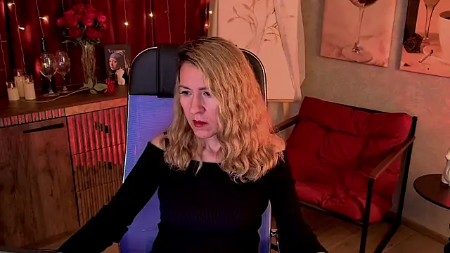 دردشة DonnaSmitth الجنسية المباشرة