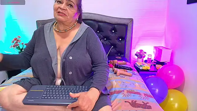 QueenMatturex – Live XXX-chat