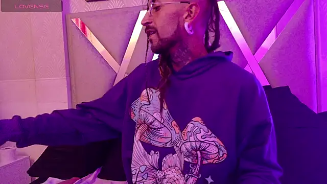 Tattoo_edbosses webcam show