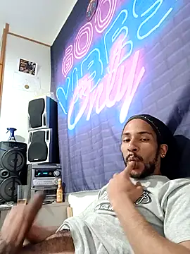 Mikaaa97 Webcam Show