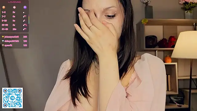 Онлайн чат XXX ClarissaMaheia