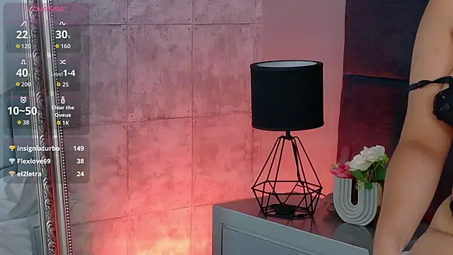 Kendal-Ross Obrolan Langsung XXX