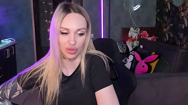 Blckmirrorr Adlı Modelin Canlı XXX Sohbeti