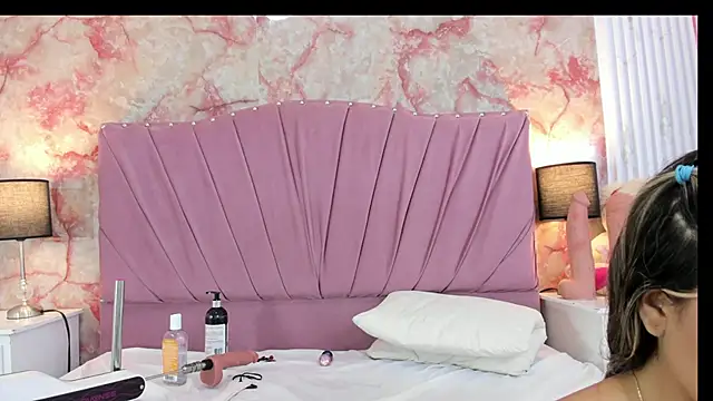 Wonderkloe_ Live XXX-chat