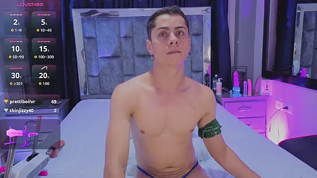 LeoMonnroe: απευθείας συνομιλία ΧΧΧ