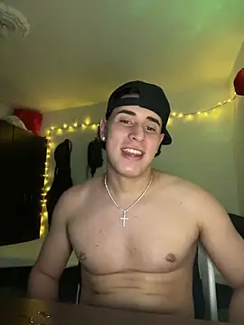 Maximuz1920's Webcam Show