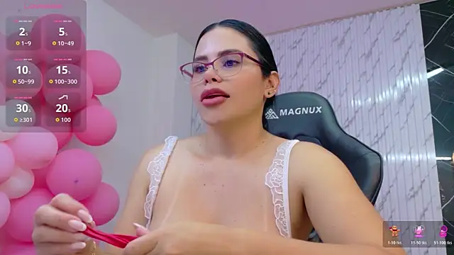 lararoberts_ 라이브 XXX 채팅