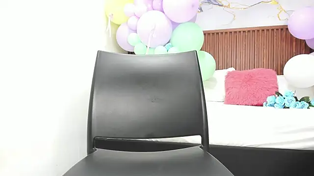 Chat +18 de Cloe_35 ao vivo