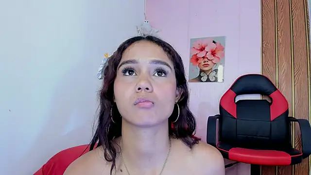 Chat +18 de MarianaManzur ao vivo