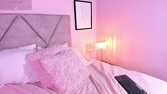 Emilyh_n Live XXX chat