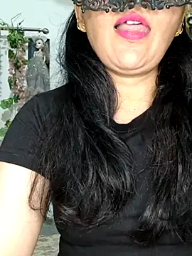 BhabhiPooja69 Chat XXX in diretta