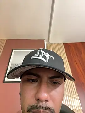 Latinmoster_boss 在線直播表演