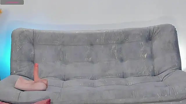 puiyeee's Live XXX Chat